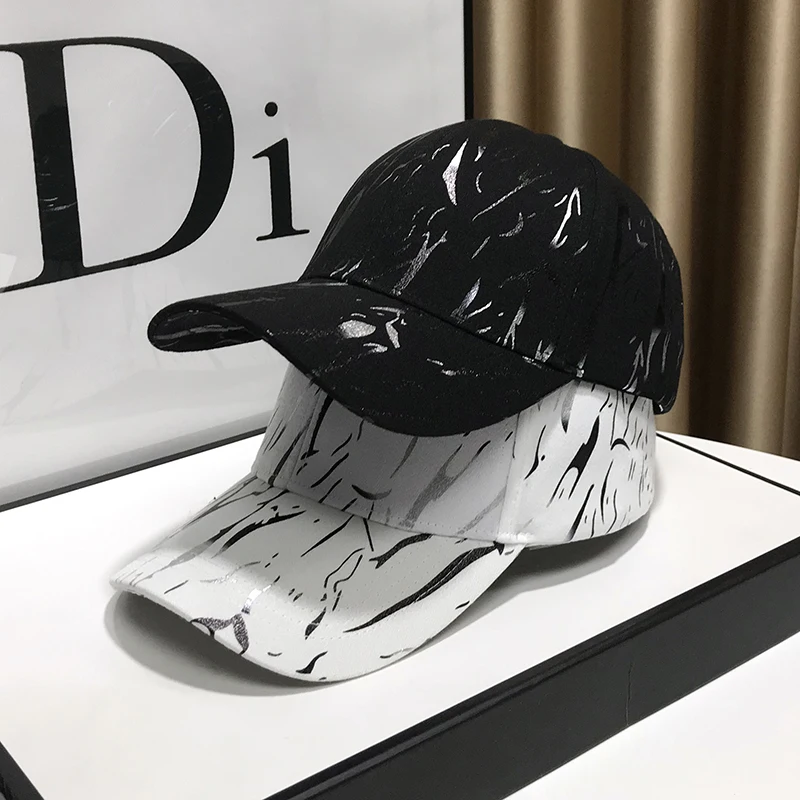 2023 Internet Famous Duckbill Hat Men\'s and Women\'s New Retro British Style Hats Casual Sun Cap Street Hard Top Baseball Caps