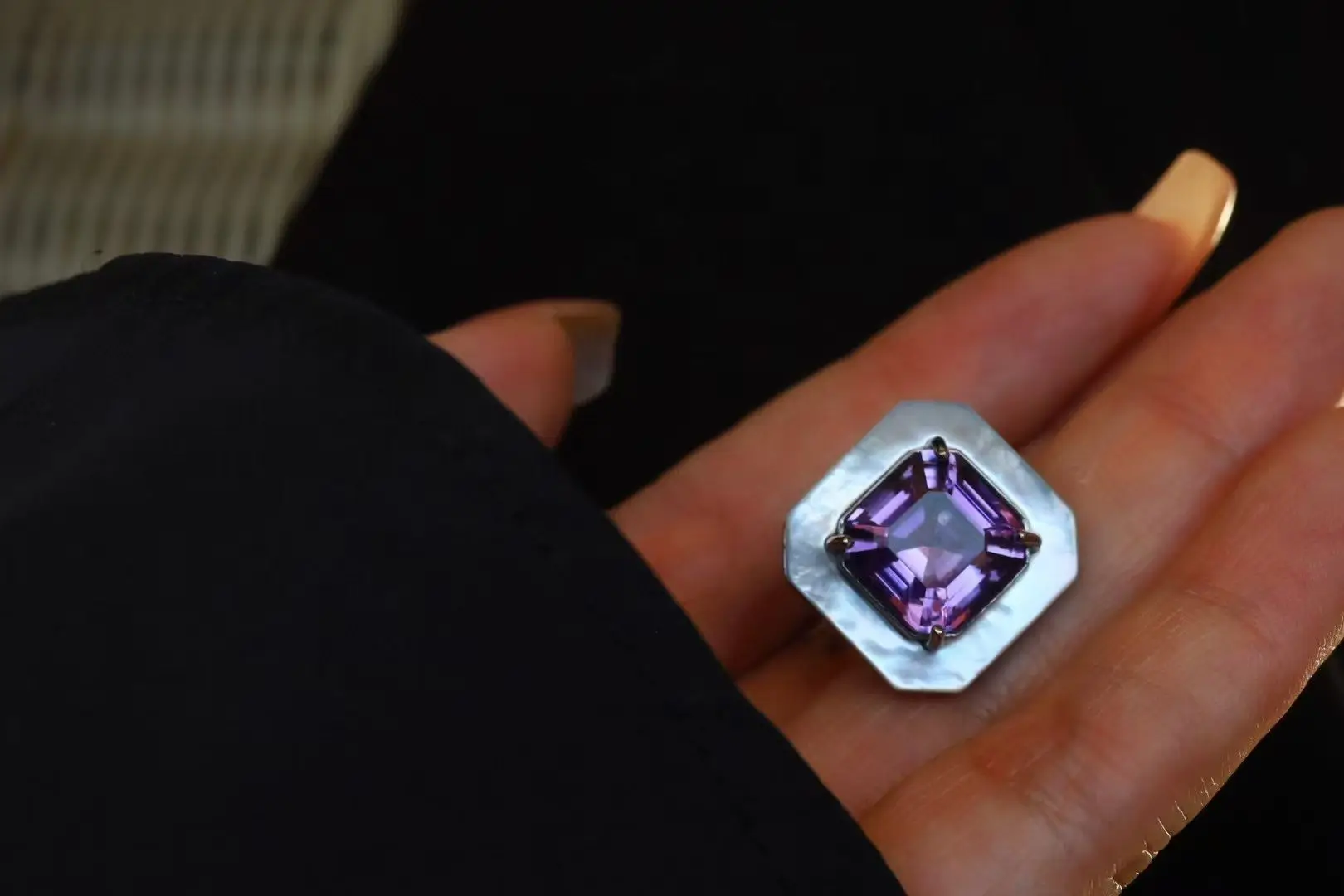 

Certificated 925 Silver Faceted Natural Amethyst Ring Cushion Natural White Shell Chunky Finger Band Handcraft Gemstone Jewelry