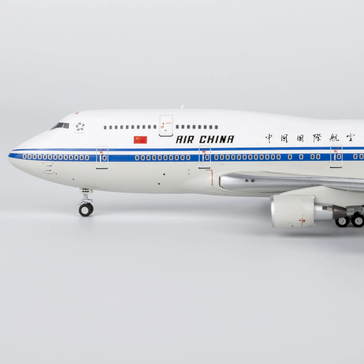 

04008 Alloy Collectible Plane Gift NG Model 1:400 Air China "StarAlliance" Boeing B747-400M Diecast Aircraft Jet Model B-2469