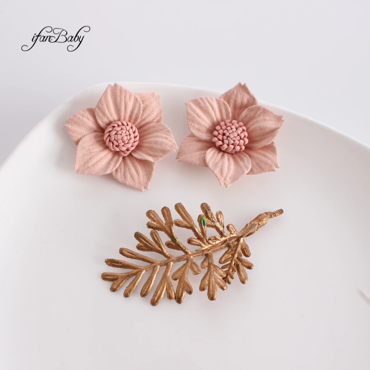 

2 Layers 3D Hair Flowers with Stamen For Wedding Invitation Chic Fake Flower For Home Dress Decoration