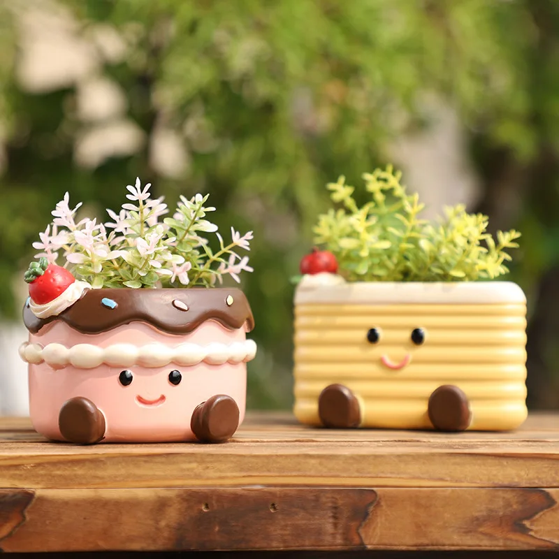 Cute Dessert Theme Mini Plant Pot Resin Flowerpot for Succulent Plants Small Container for Indoor Desktop Home Garden Decoration