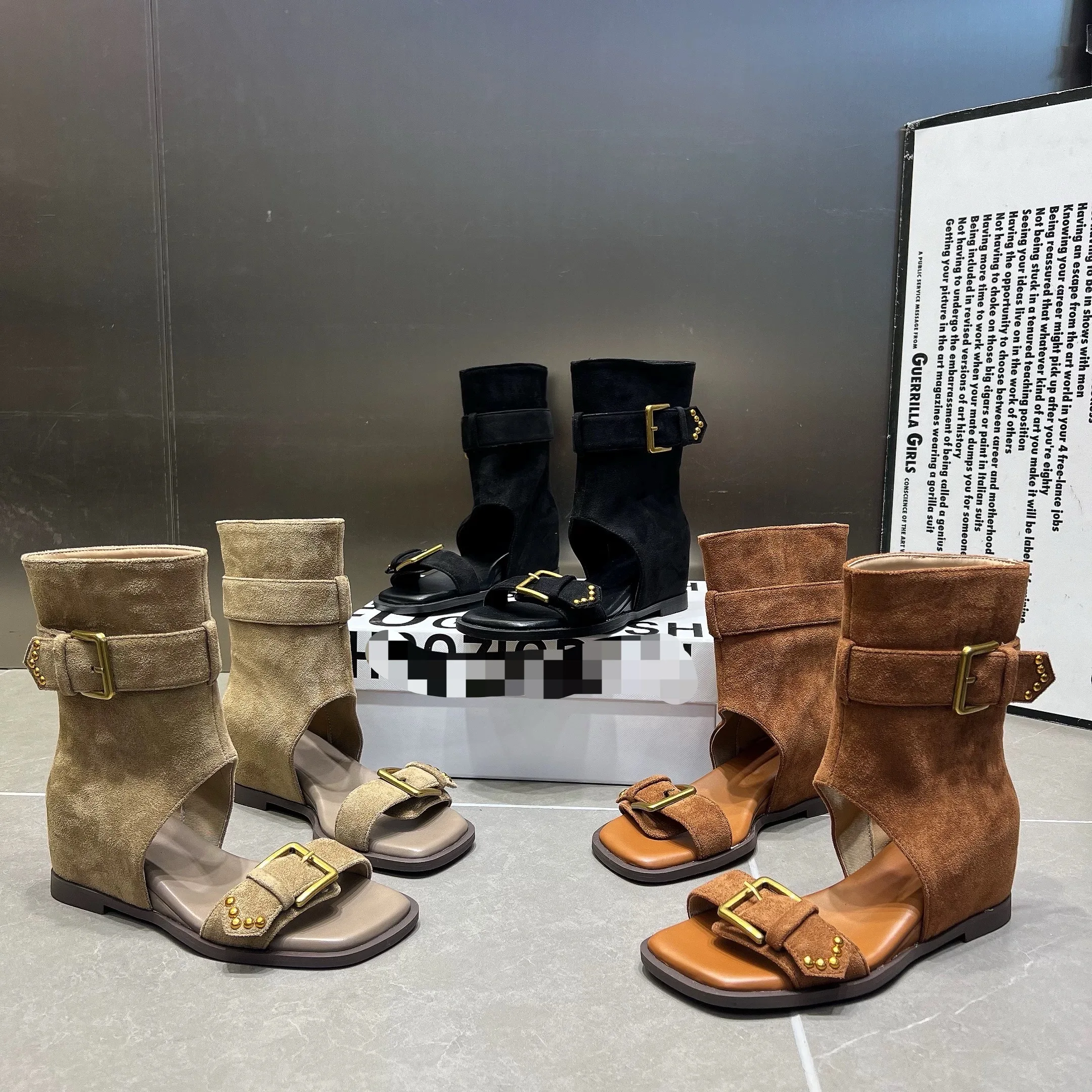 Botines de tacón alto de gamuza con punta abierta para mujer, estilo occidental con hebilla, sandalias retro boho vulcanizadas, zapatos de verano 2026