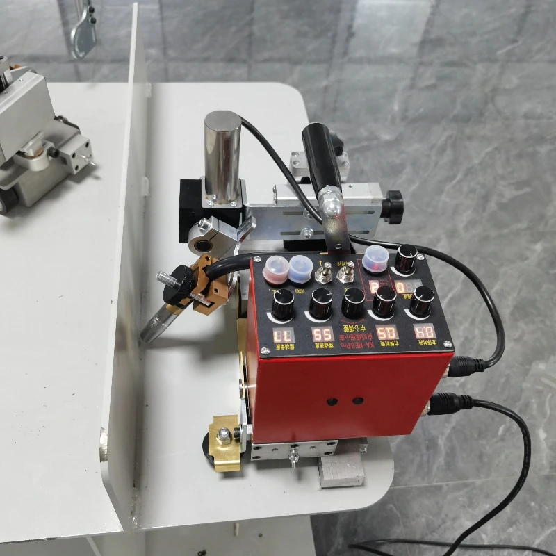 Portable metal welding robot swing automatic angle welding equipment straight seam permanent magnet horizontal