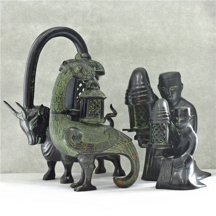 

Han Dynasty court cattle lamp, Changxin palace lamp, goose fish lamp, bird lamp, bronze handicraft opening ornaments