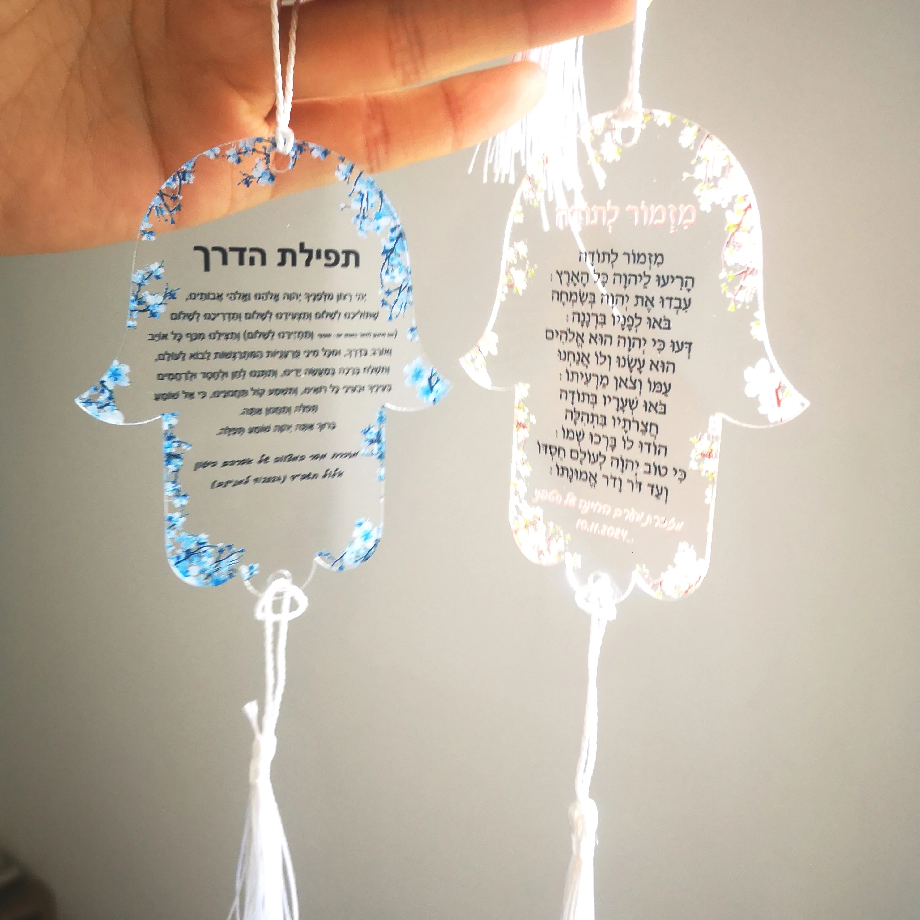 Bar Mitzvah With White Pendant,Custom10pcs White Hanging Acrylic Prayer Cards,Hamsa Hebrew Card,Transparent Hebrew Blue and Pink