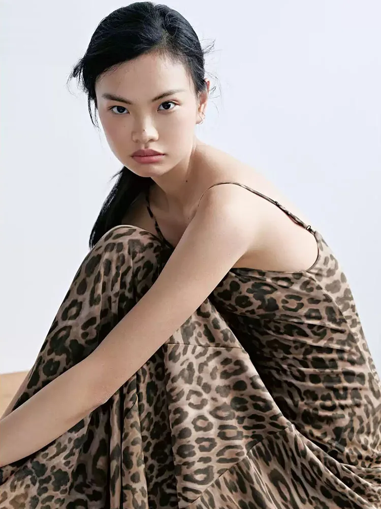 Summer 2026 New V-neck Leopard Print Silk Mesh Strapless Dress Long Evening Gown Women's Fashion Daily Wear Animal Pattern