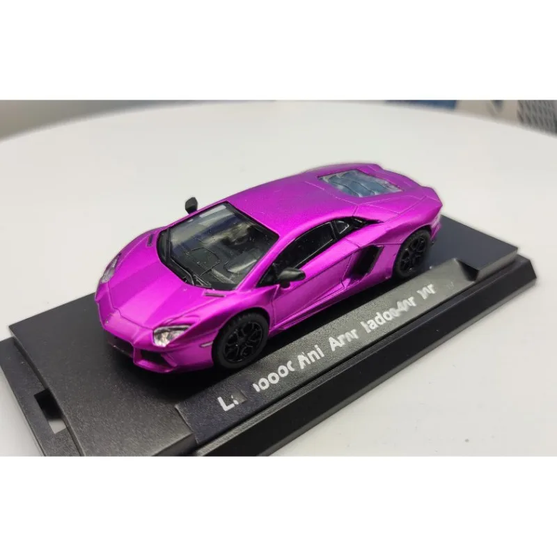 نموذج سيارة خارقة مصنوع من خليط معدني مقلد مجموعة ثابتة من الحلي نموذج سيارة مقلد جديد تمامًا مع صندوق عرض التعبئة والتغليف