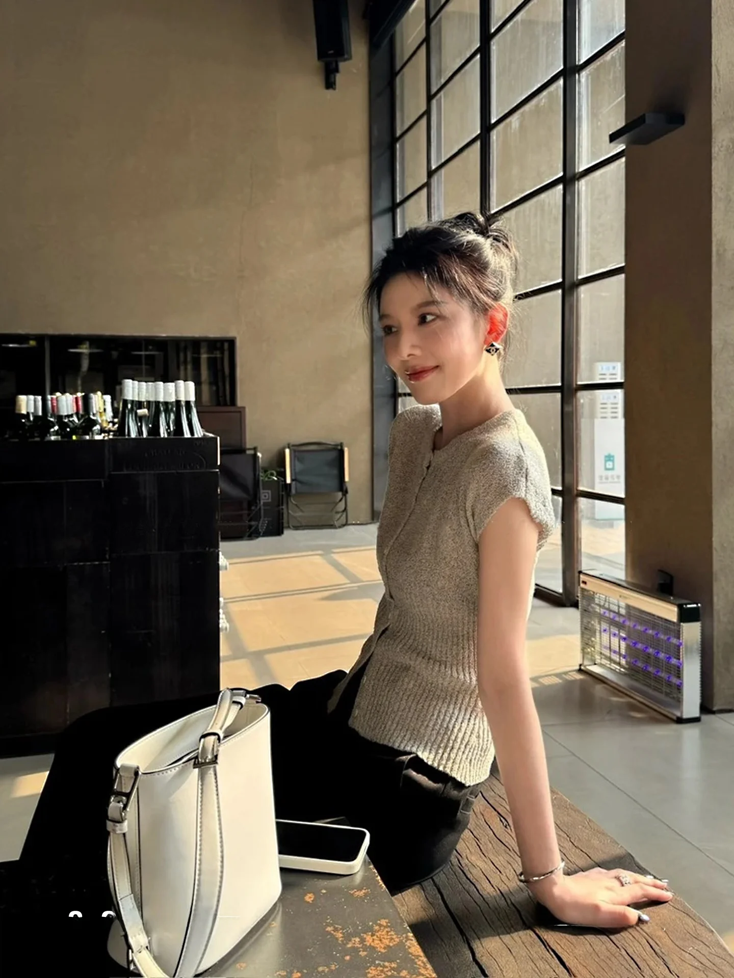 

Ограниченное предложение: 2 штуки, 9 простых вязаных жилетов, женские, из полиэфирного волокна, с коротким рукавом, круглым вырезом, однотонные, повседневная одежда.