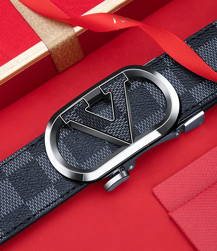 The Distilled Essential, Men‘s Leather Waistband, The Pure Form, Nothing More, Nothing Less