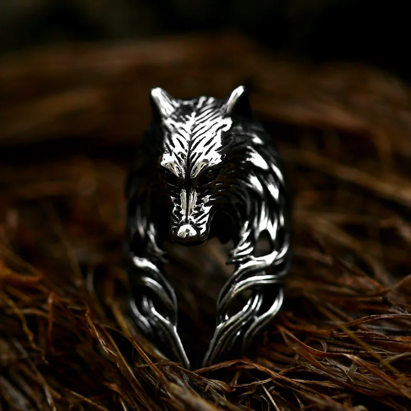 Steel Soldier  Wholesale Mens StainlessSteel Antique Punk Crystal Animal Design Big Wolf Head Ring