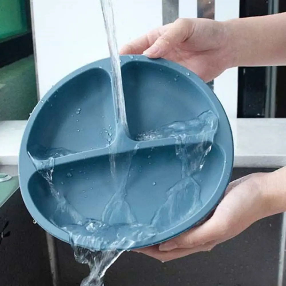 

Strong Suction Baby Meal Set Feeding Tableware Eating Training Children's Silicone Cutlery Dinner Plate Fork Spoon