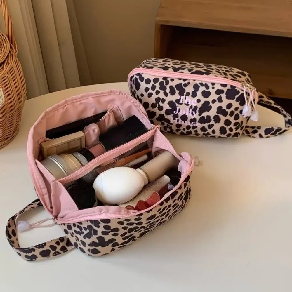 New Leopard Print Makeup Bag Large Capacity Zipper Closure Toiletry Bag Portable Waterproof Cosmetic Organizer For Women Travel