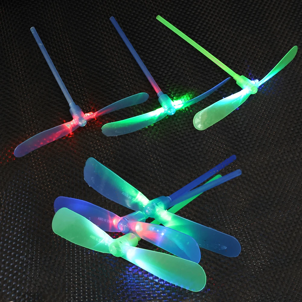 Novidade plástico bambu libélula hélice ao ar livre brinquedo clássico presente do miúdo girando seta voadora multicolorido led luminoso brinquedo de bambu