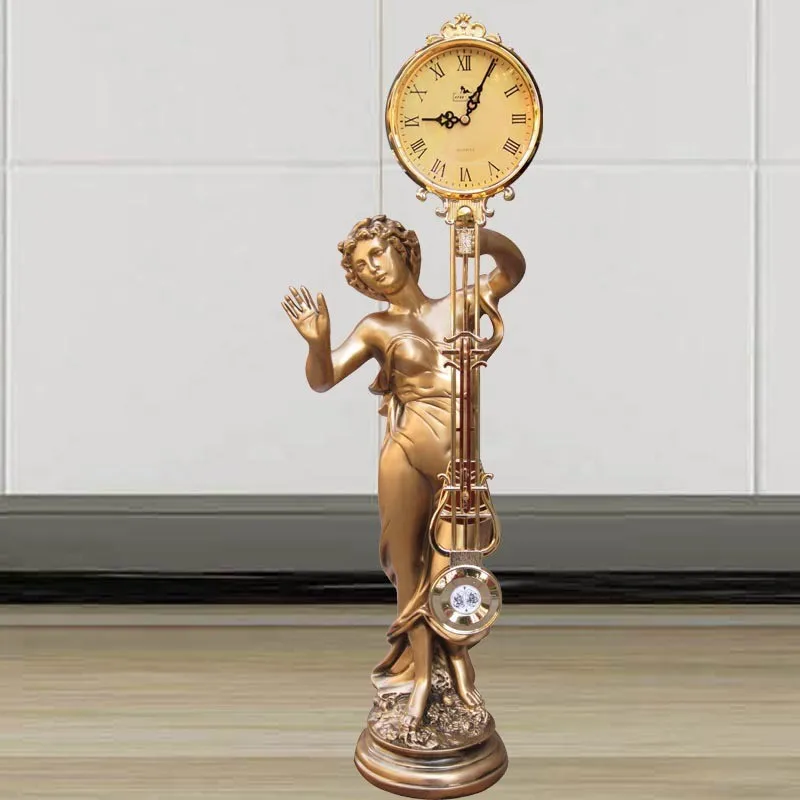 European Style Metal Gold Plated Retro Poly Resin Statue of 