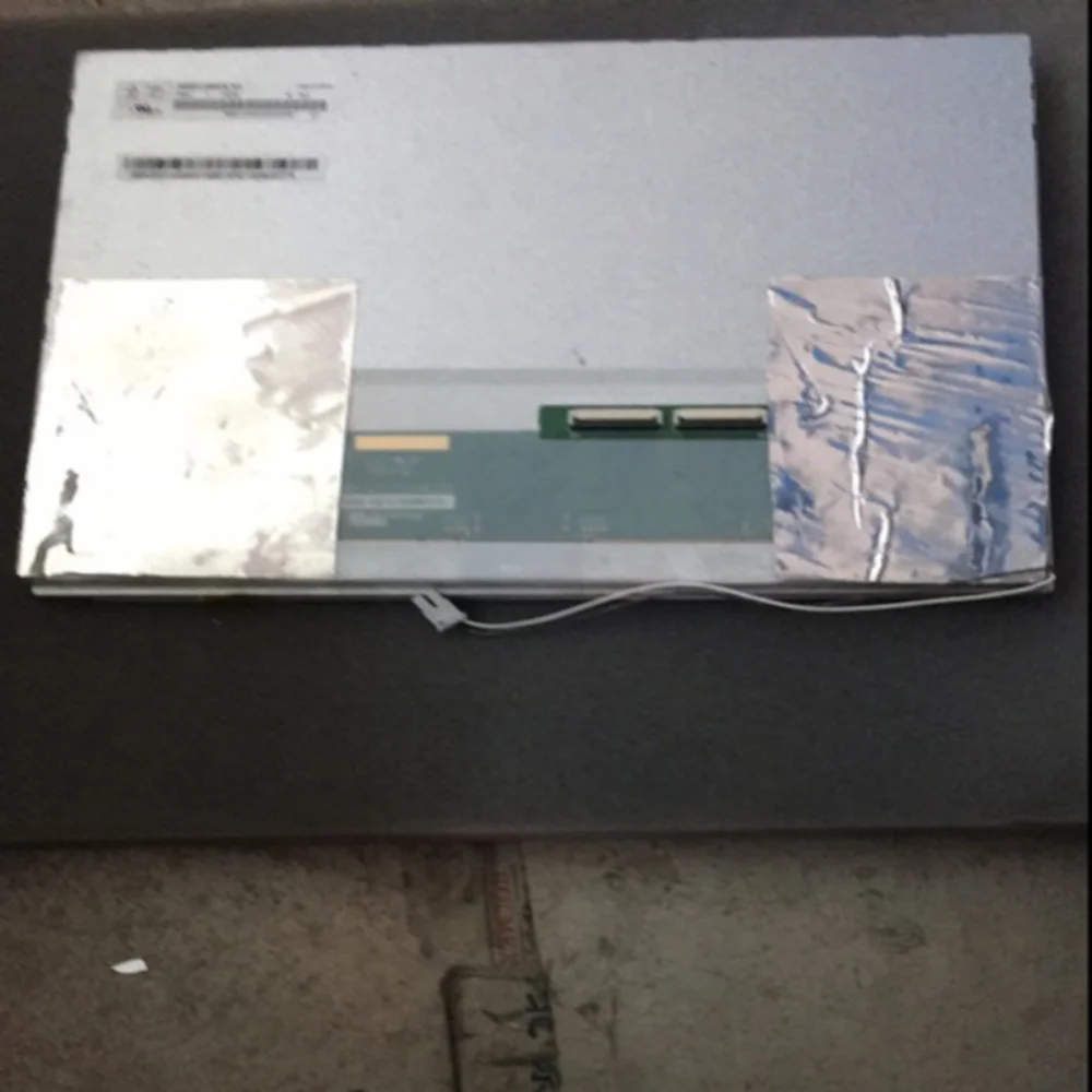 Layar LCD HSD100IXN1