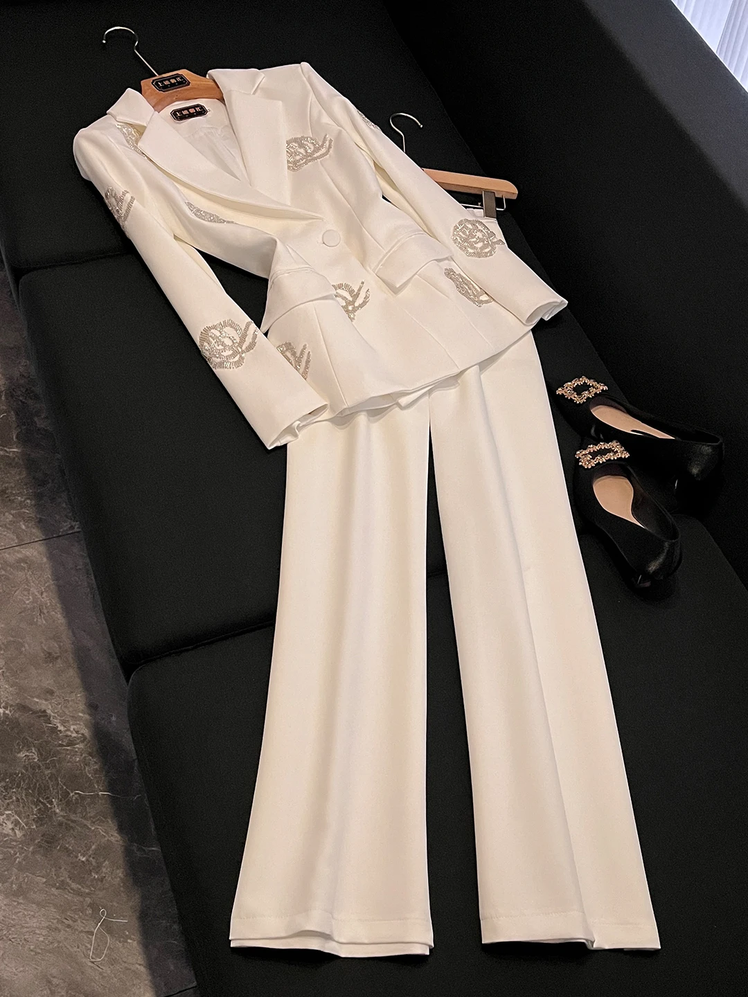

Ele 2026 New Sle Women's Suit Set Heavy Embellied High Waist Slimming Two-Piece Diamond Embellied OK355
