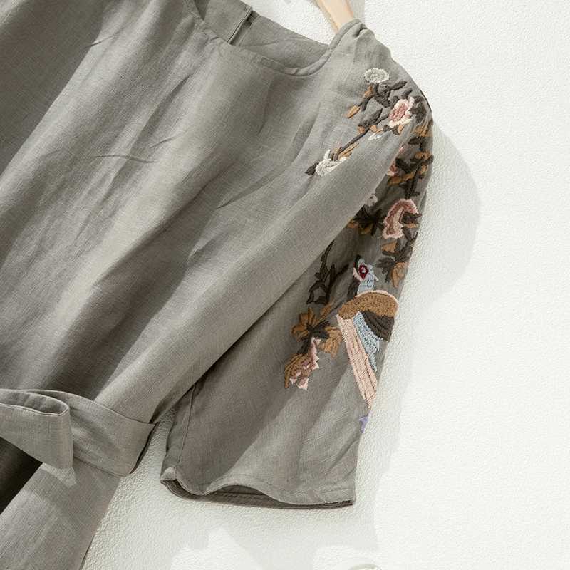 กระโปรงยาวผ้าลินินผสมฝ้ายสไตล์วินเทจสีสันสดใสสำหรับผู้หญิง ดีไซน์ศิลปะทรงหลวม พร้อมเข็มขัดปักลายที่เอว ความยาวปานกลาง