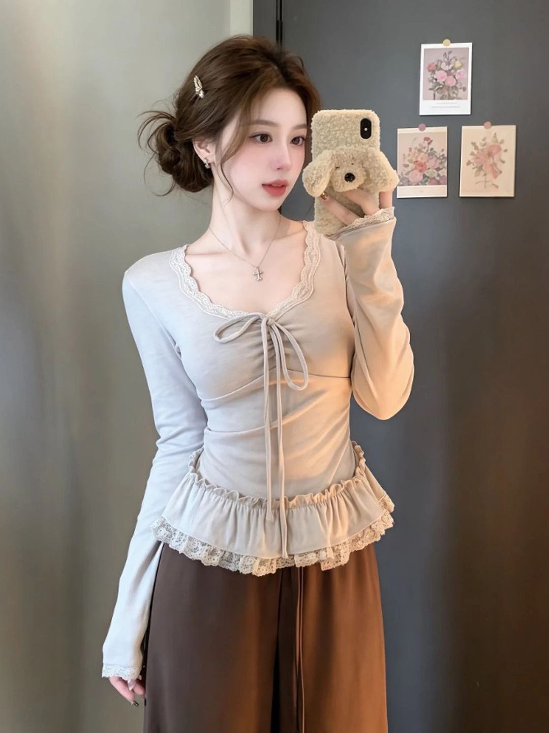 

Уникальная приталенная футболка Slim Fit с красивым дизайном, подчеркивающим талию, модная весенняя коллекция 2026, женская, премиум-качество, топ