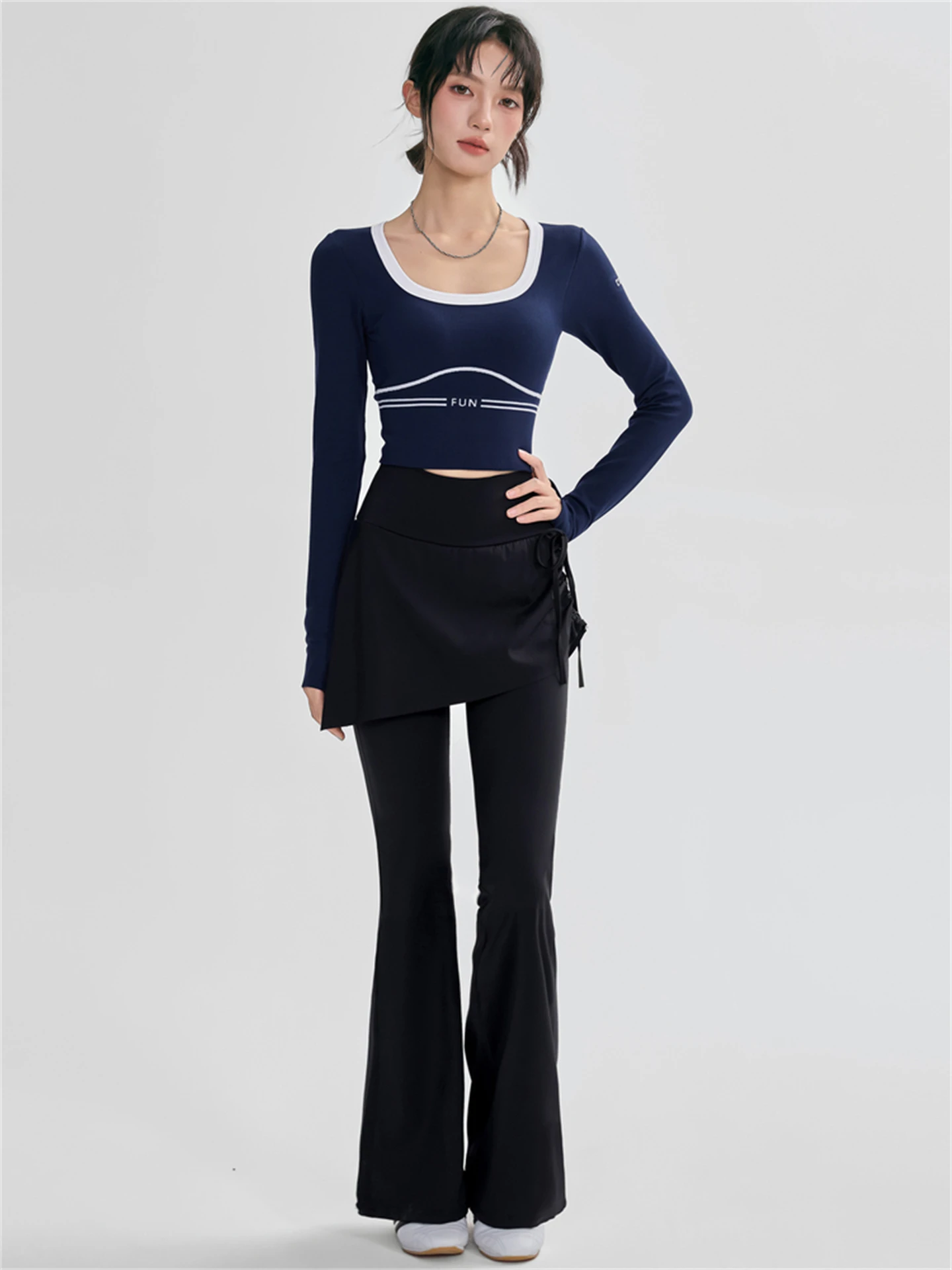 

Комплект одежды для йоги Fitn, женская осенне-зимняя длинная спортивная футболка для пилатеса, расклешенные брюки, футболка длиной четверти, ноги