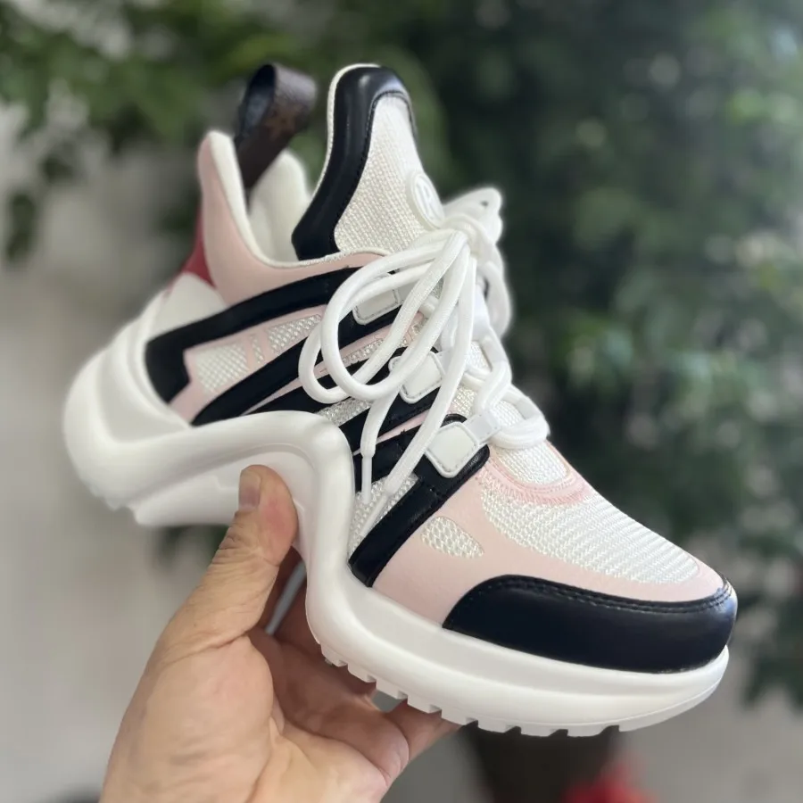 Loisirs PU maille respirant baskets femmes mode à lacets chaussures vulcanisées de luxe couleur mixte semelle épaisse femmes chaussures décontractées 2025