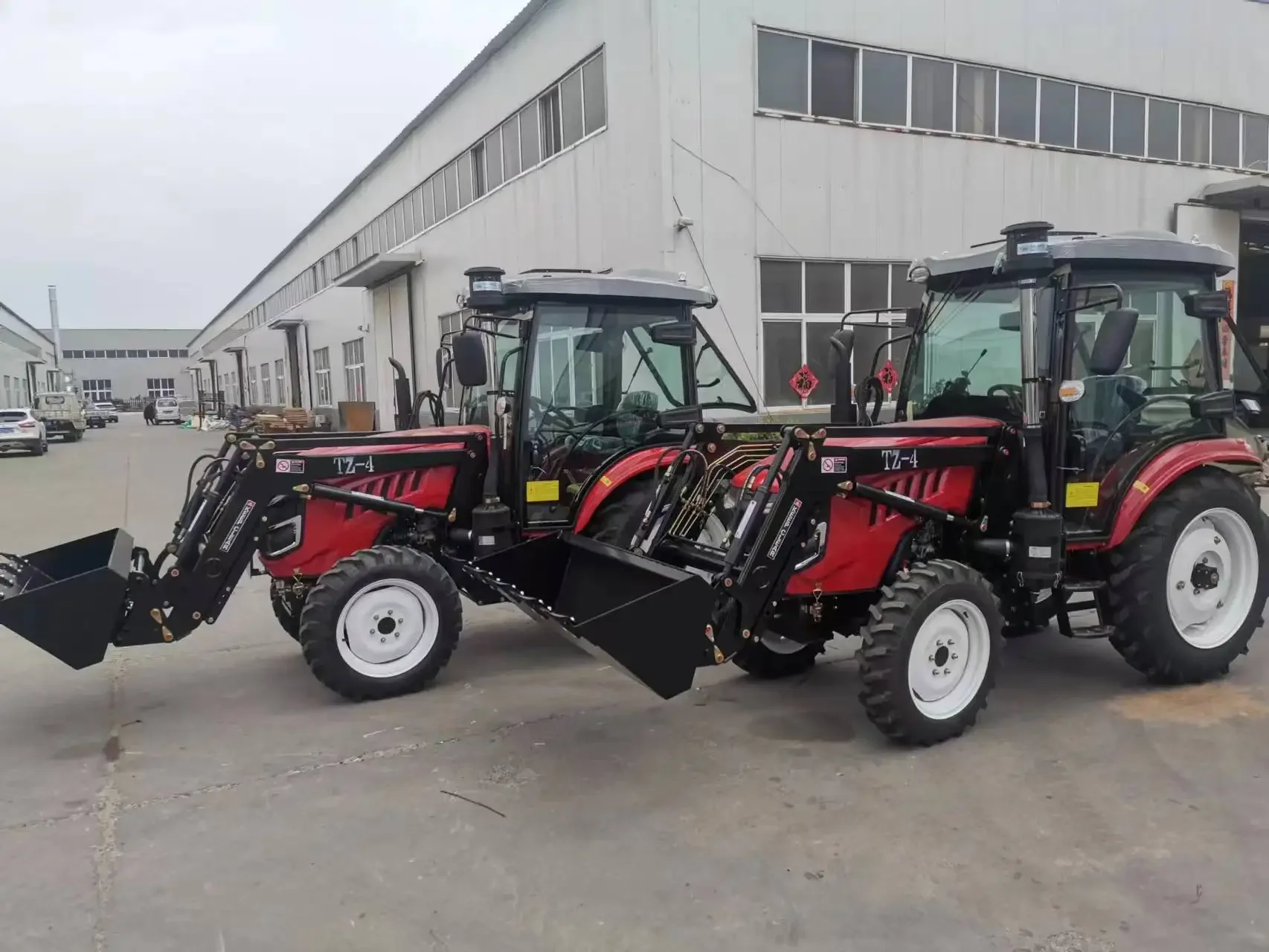 Экскаватор-погрузчик, экскаватор-экскаватор