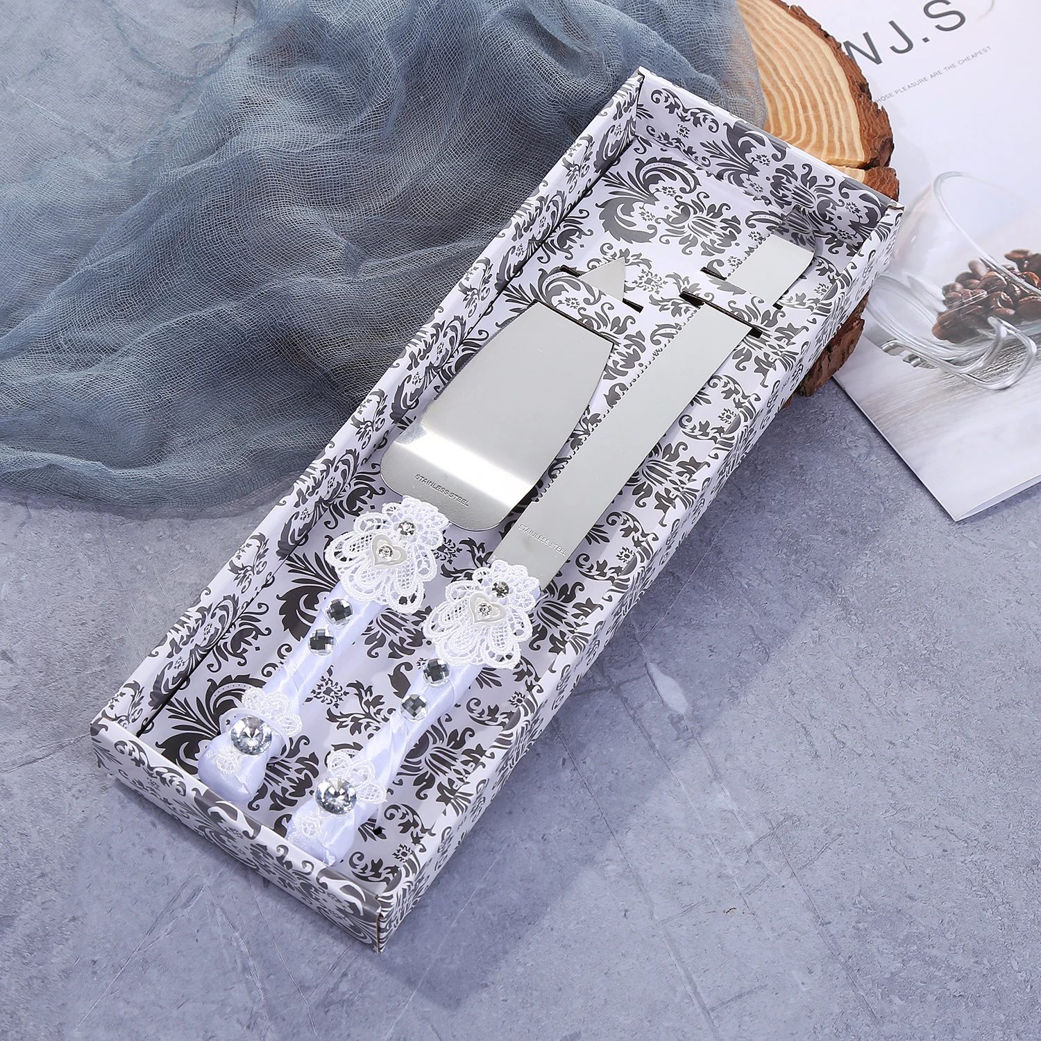 Romantic Wedding Cake Cutter And Server Set Couple's Memorial Party Dessert Slicer Baking Gift Kit for Celebration