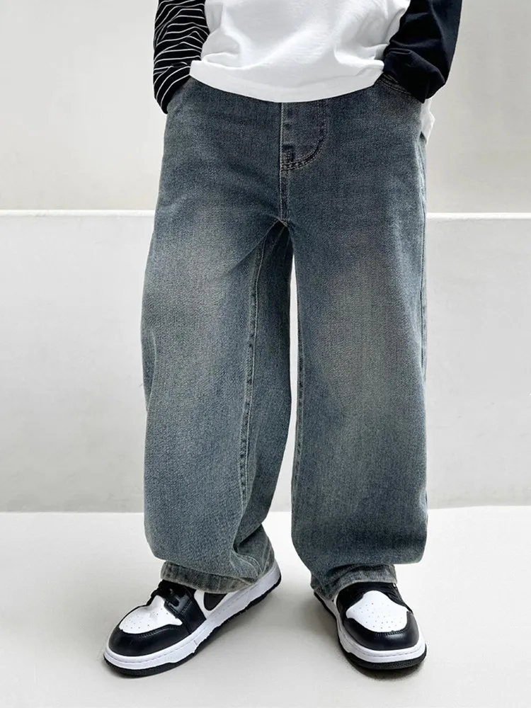 

Джинсы для мальчиков, синие детские прямые брюки на весну и осень, новинка 2024, свободная одежда для подростков с эластичной резинкой на талии, брюки высокого качества