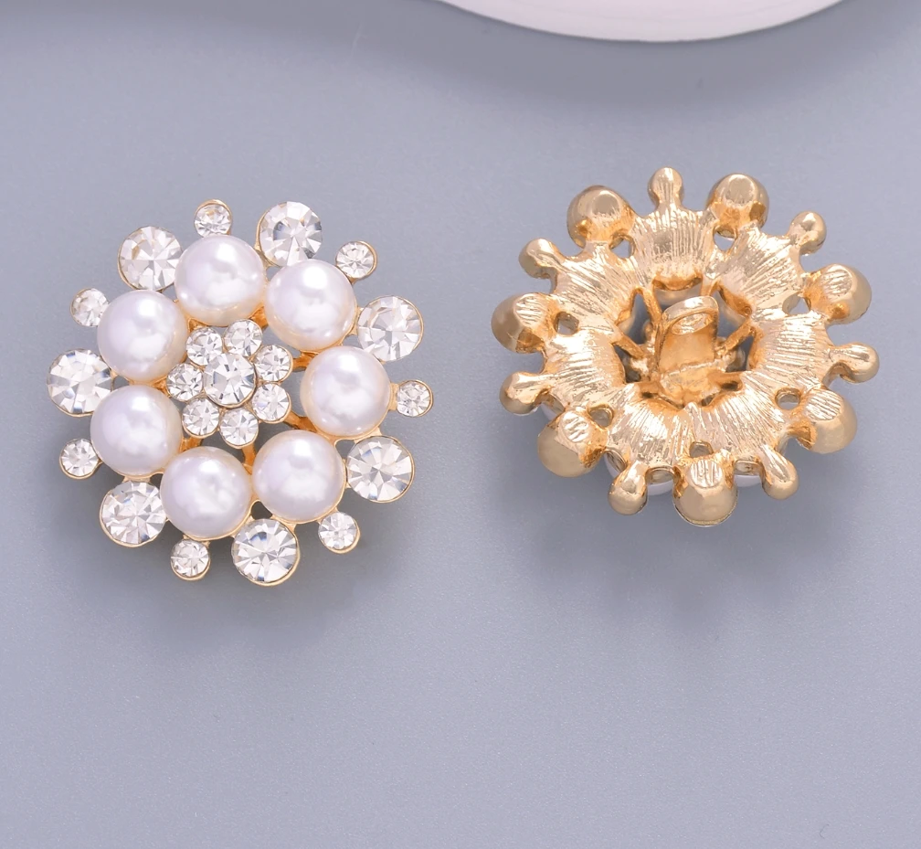 2pcs/Pack 30mm Fashion Rhinestone Large Pearl Buttons For Women Coat Sweater Bridal Wedding Clothing Jewelry DIY Accessories