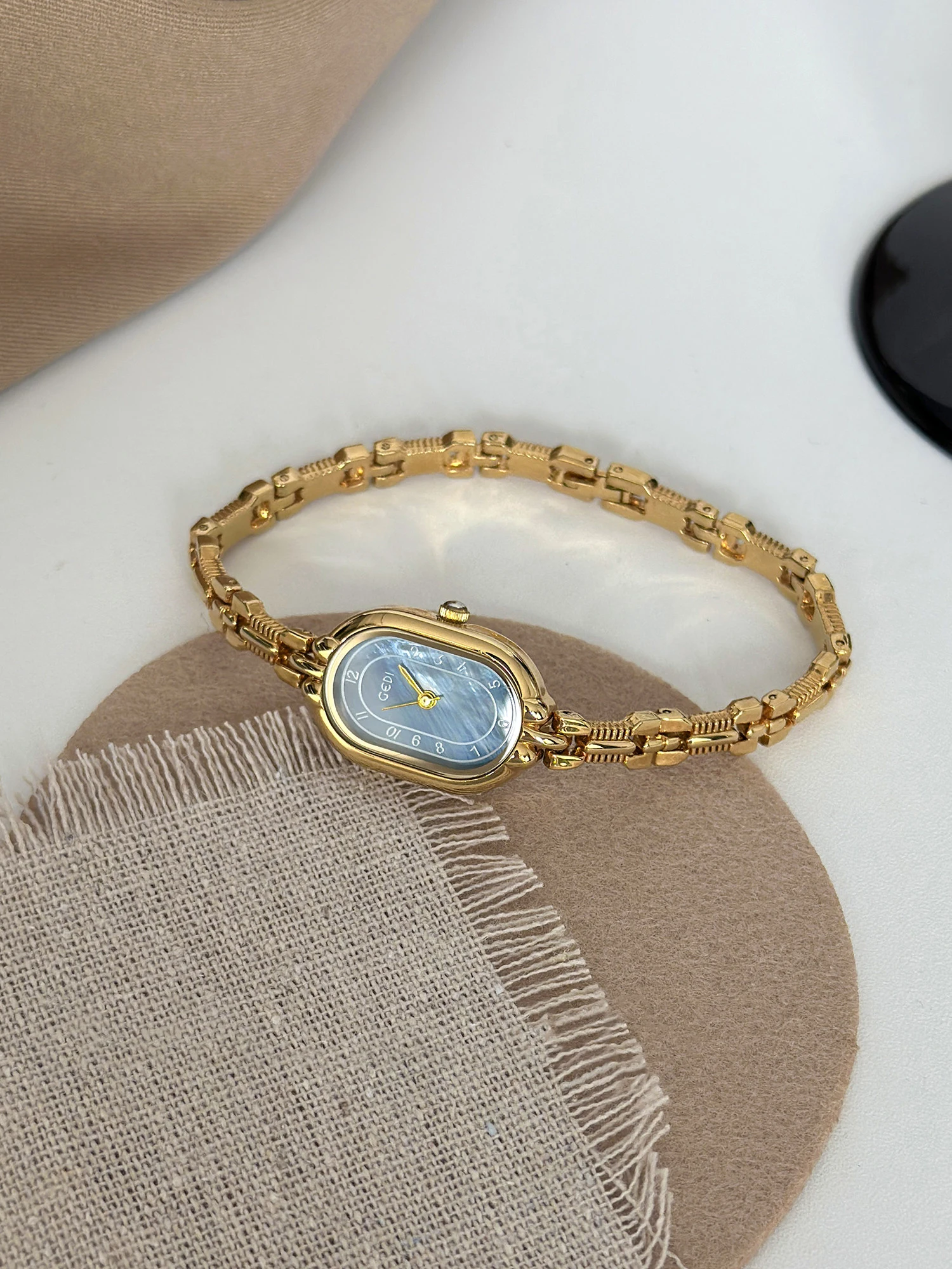 ヴィンテージゴールドレディースウォッチコレクションレトロ長方 - Luxury Watch Vintage のレビューと価格