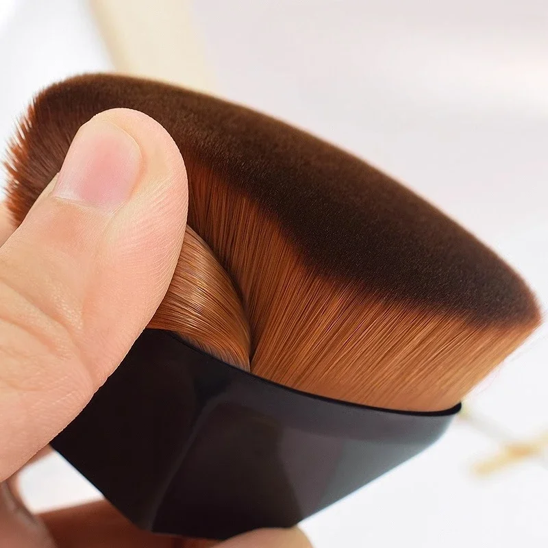 New Petal Magic Flat Kabuki Brush Foundation Brush No Streak for Liquid Powder Non-Absorbent Makeup Brush for Foundation Setting