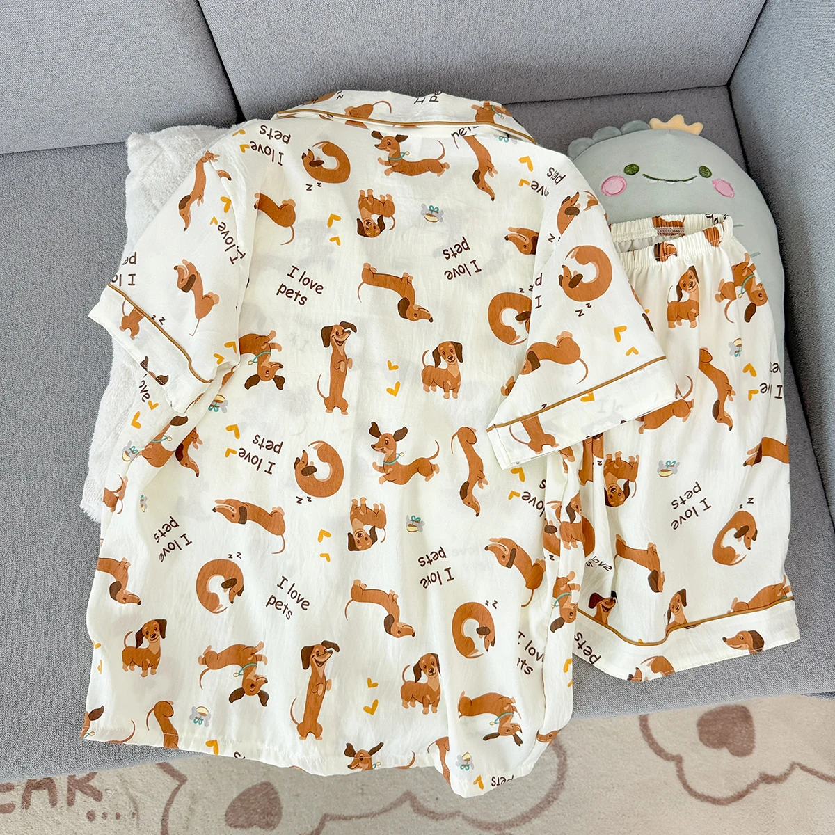 Summer Pajamas for Women, Thin Style with Puppy Pattern, Short-Sleeved Shorts, Sweet and Cute, Can Be Worn Outside in Summer, Home Wear Set, Two-Piece Set view 2