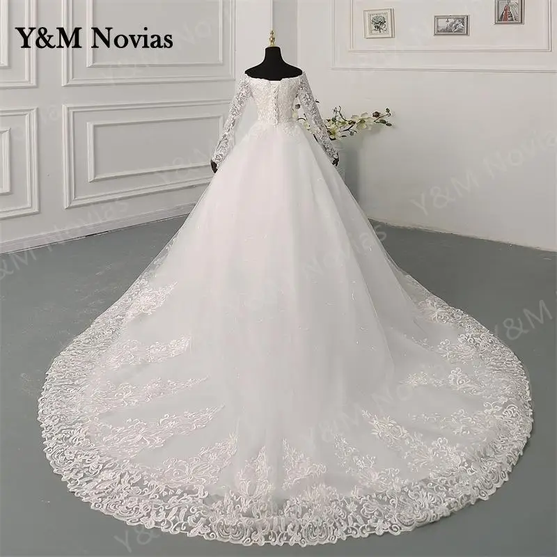 V Neck Luxury Lace White Ivory Wedding Dresses Long Sleeve Embroidery Ball Gowns Sweetheart Off the shoulder Tulle Bridal Gowns