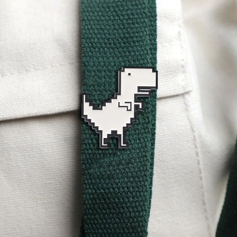 Creative White Small Dinosaur Brooch Pixel Style Jurassic White Dinosaur Shape Metal Badge Clothing Bag Accessories Waist Pin