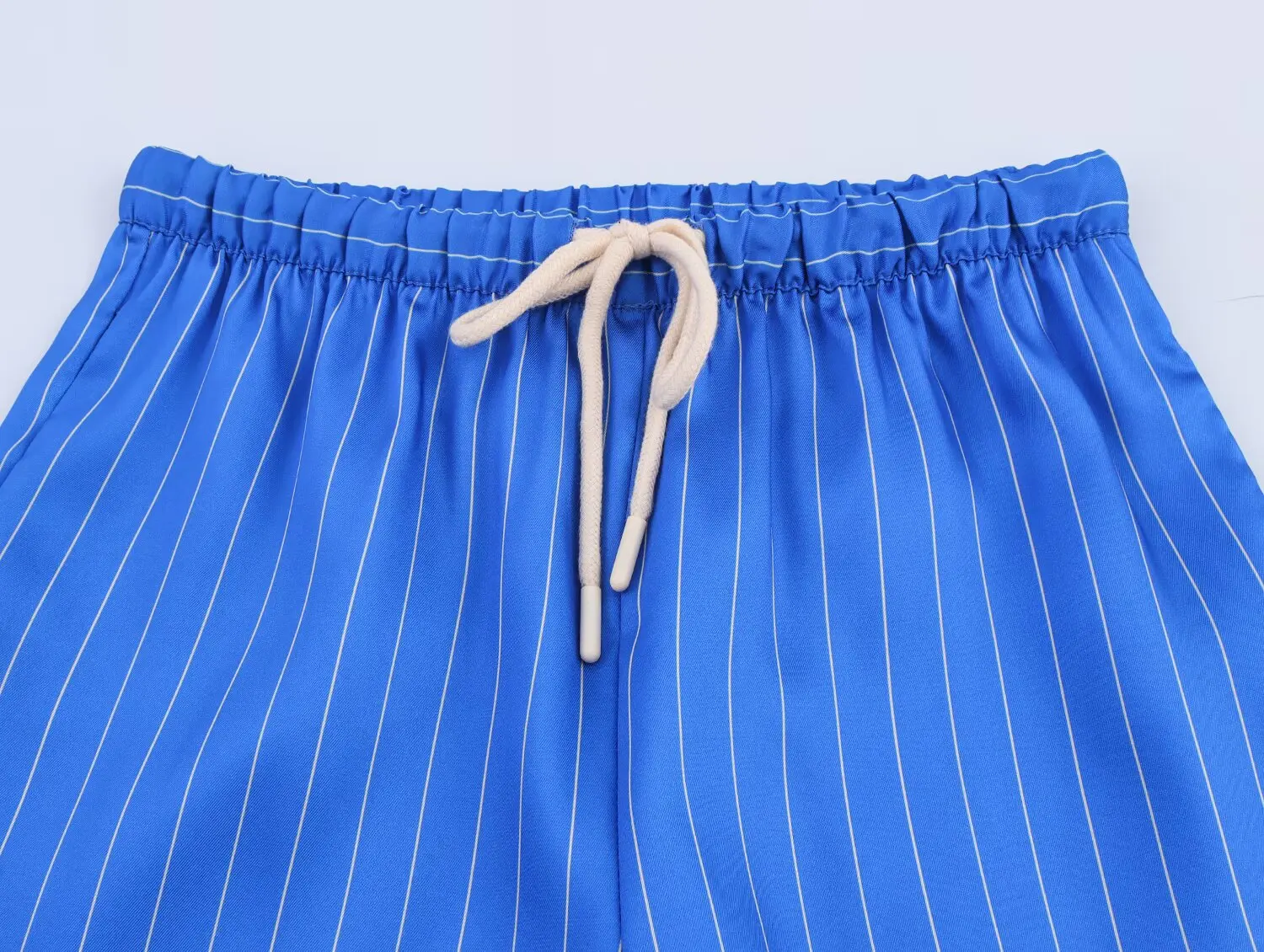 กางเกงขายาวทรงหลวมเอวสูงสไตล์ยุโรปและอเมริกา แฟชั่นทันสมัย ใส่ได้หลากหลาย สำหรับผู้หญิง ปี 2025