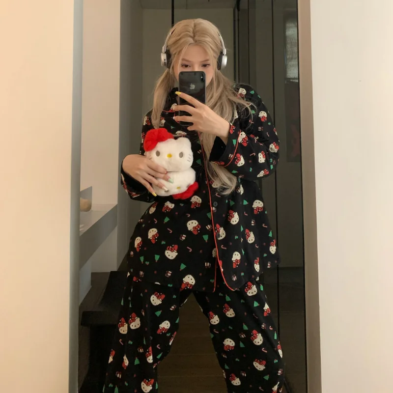 Sanrio cartoon anime Hello Kitty pajamas female Christmas cat autumn long-sleeved student cute printed loungewear suit