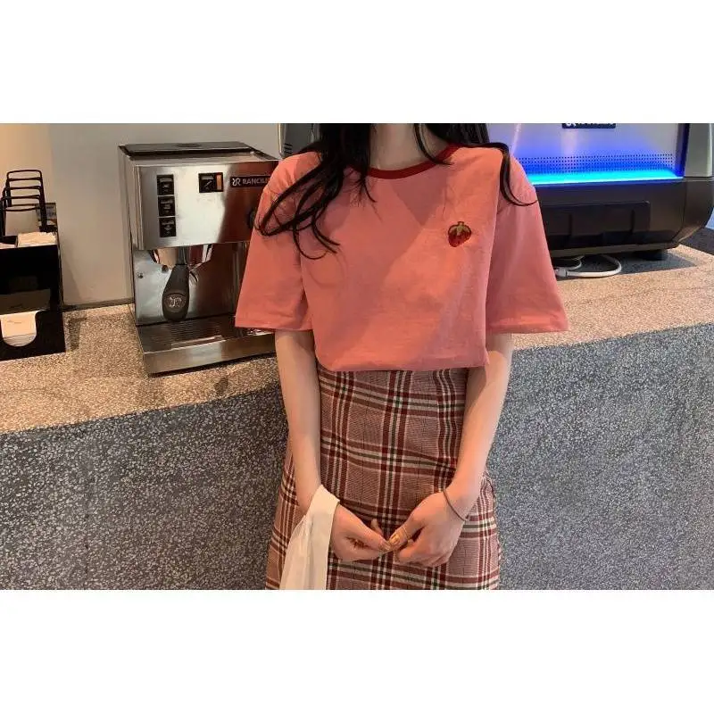 

Spring ort Sve T-irt Women's New ortsved round Ne Cotton 00% Embroidery Casual Comfortable Fit for Ladies