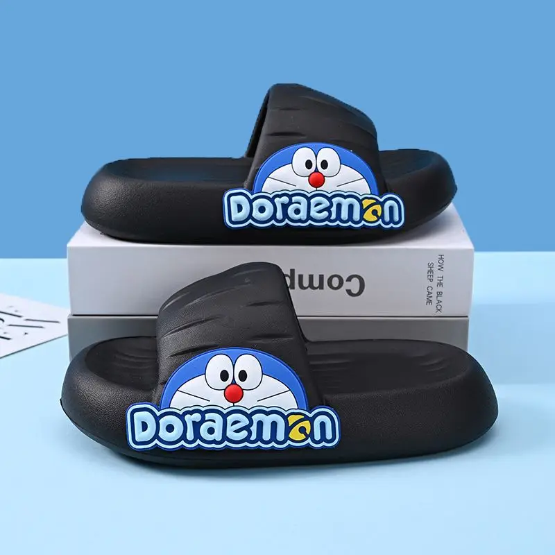Doraemon kinderpantoffels voor jongens, antislip zachte zool, modieuze cartoon slidesandalen voor binnen- en buitenkleding.