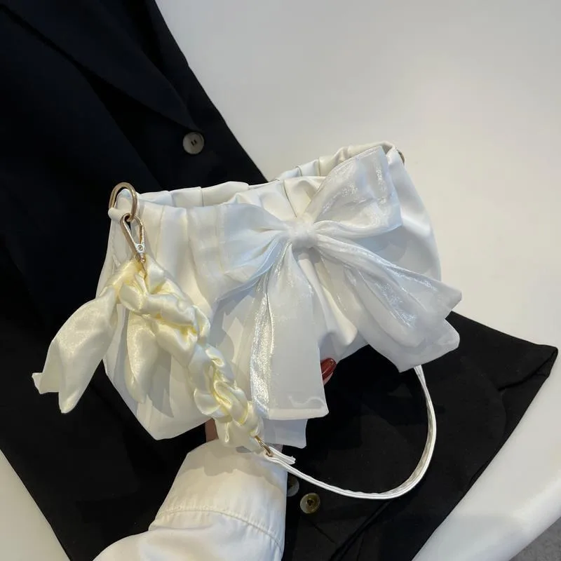 Bow Bag for Women 2025 New Fashion Chain Underarm Bag Versatile Wrinkle Style Shoulder Bag