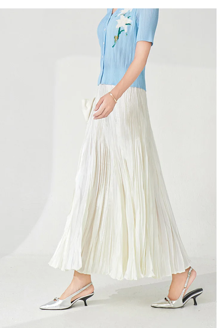 Premium Hand-Pleated 