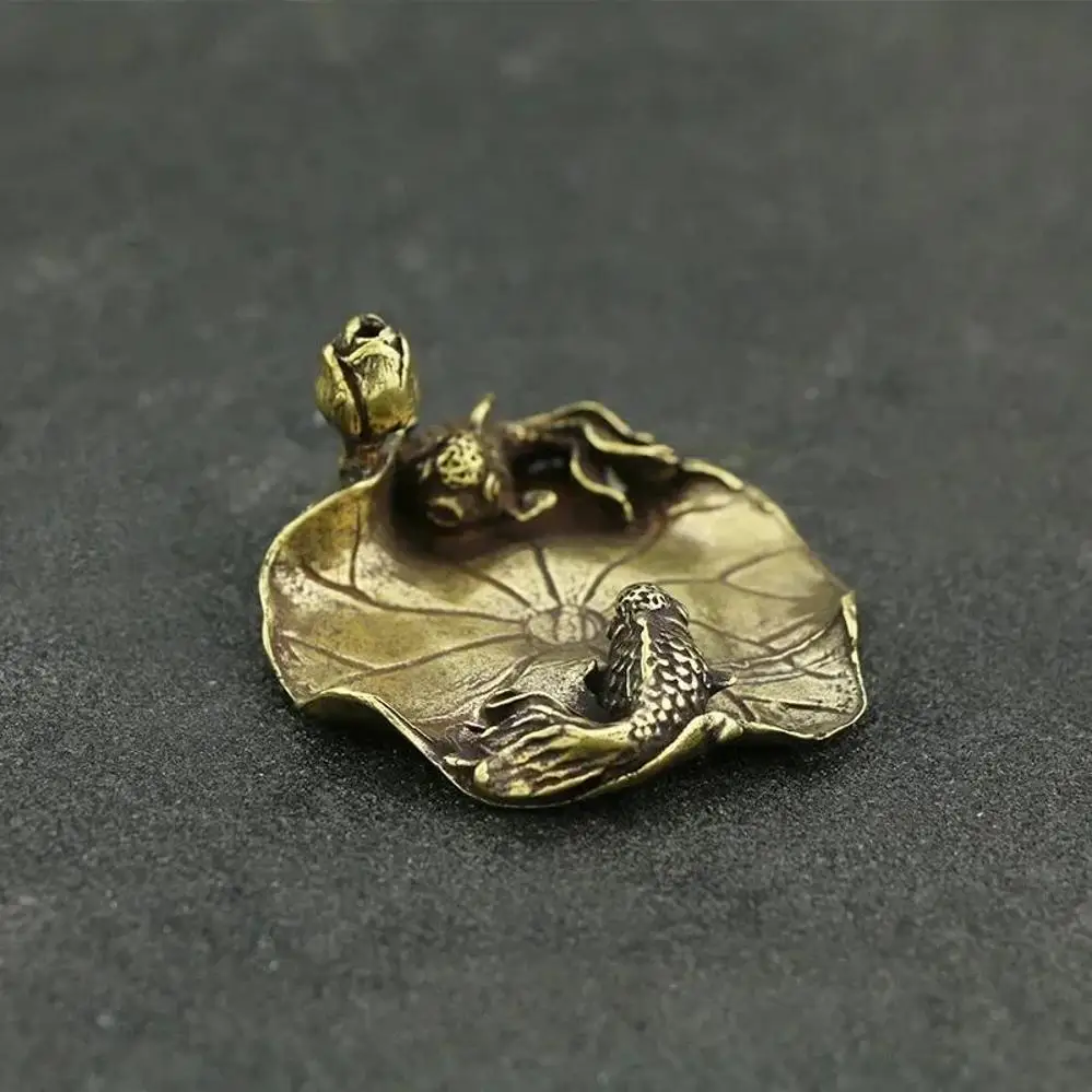2026 New Copper Lotus Leaf Koi Fish Figurine Chinese Style Brass Craft Small Desktop Ornament Feng Shui Home Table Decor