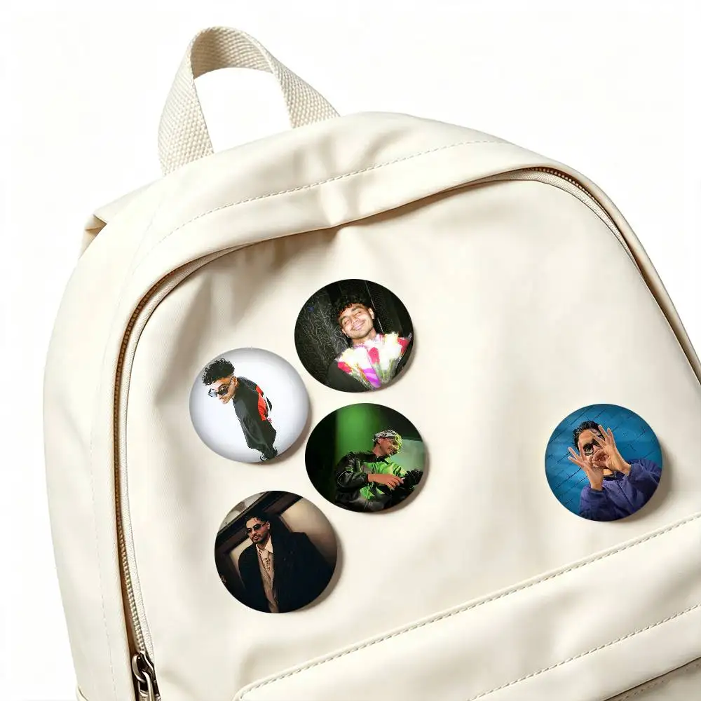 A-Alvaro DIaz Latin Rappe  25mm 32mm 44mm 58mm 75mm Brooches Badges Pins for Accessories Gift