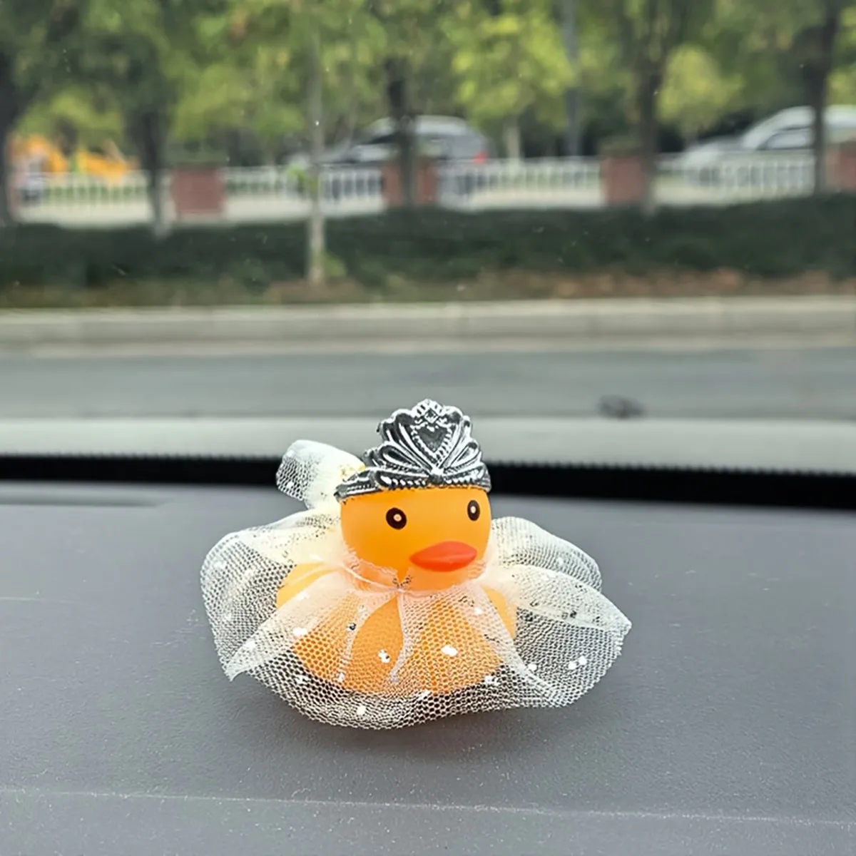 1 cute wedding rubber duck car decoration, car decoration, novice driver gift, holiday gift