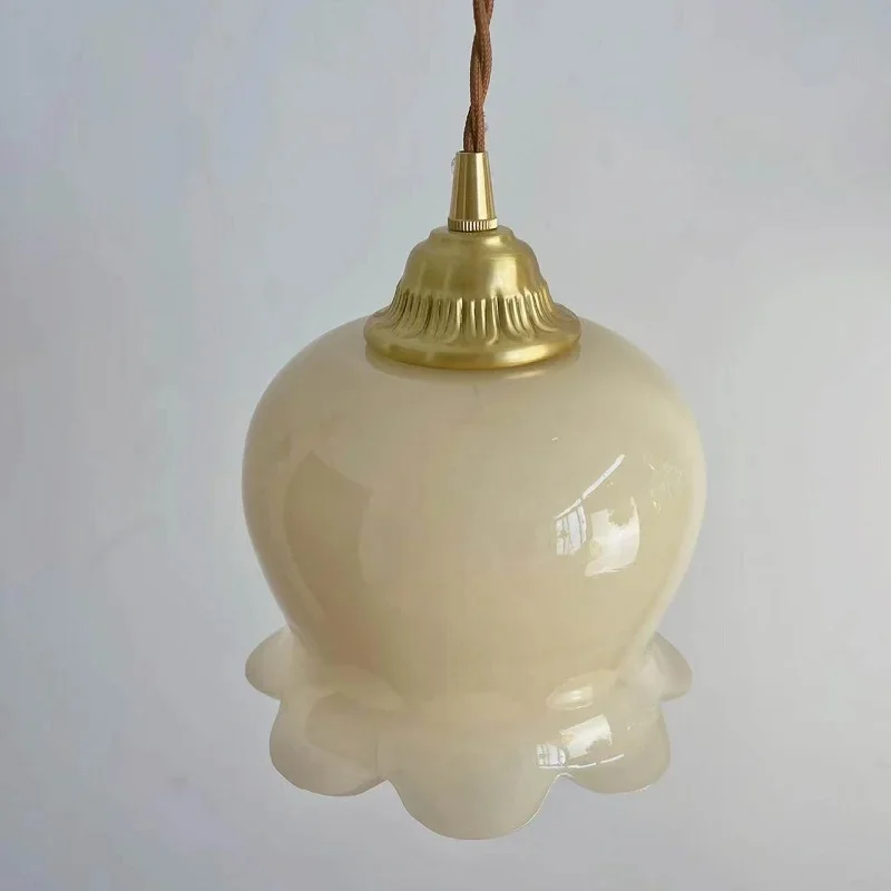 French Style Cream Wind Resin Bell Orchid Pendant Light Nordic Minimalist Bedroom Balcony Corridor Foyer Decoration Hanging Lamp