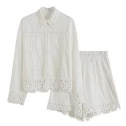 2024 new casual white versatile women's retro spring and summer fashion casual lace stitching shirt shorts