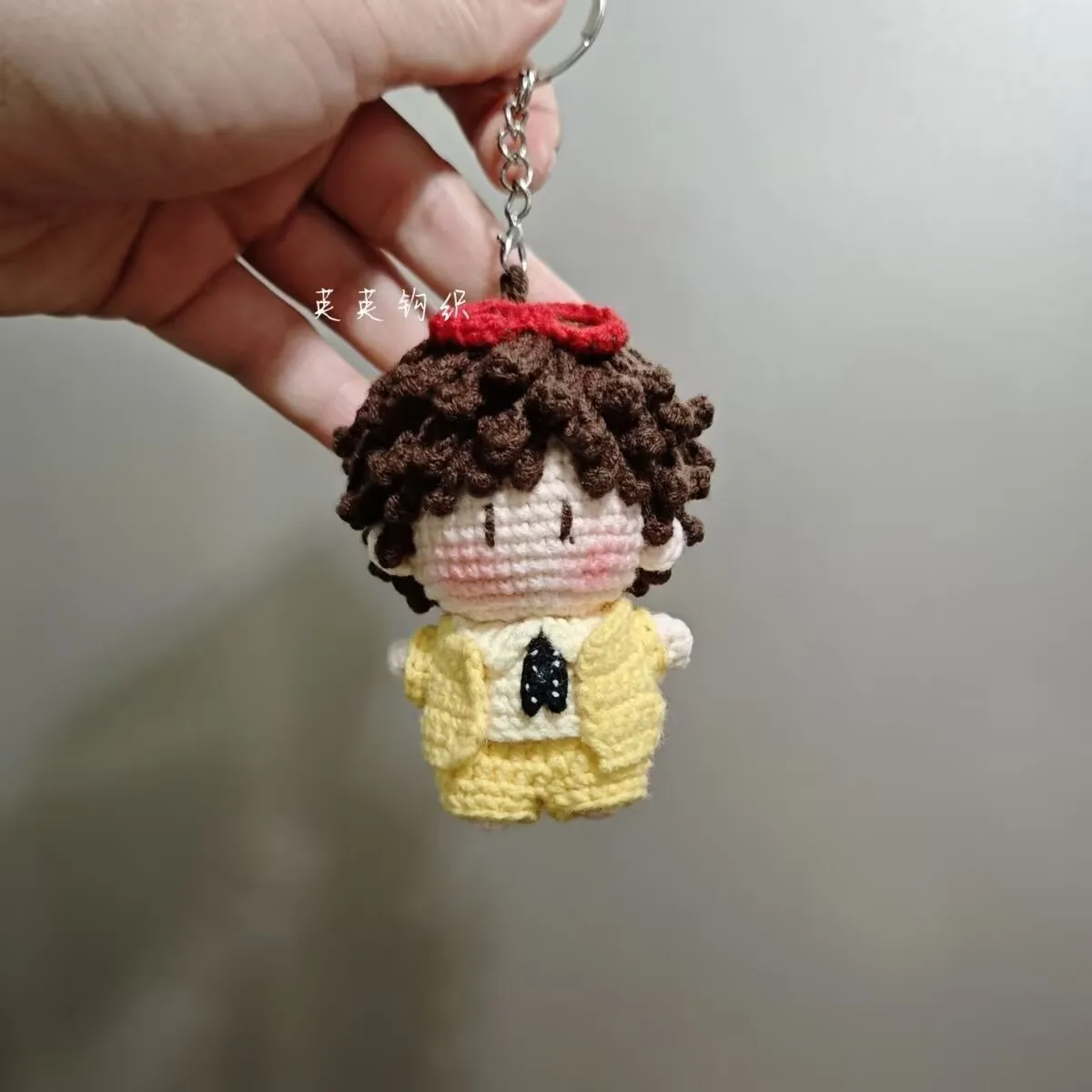منتج نهائي لدمية كروشيه ليو يونينغ، تصميم حفلة شنغهاي، ملحق محبوك، قلادة سلسلة مفاتيح مصنوعة يدويًا، DIY