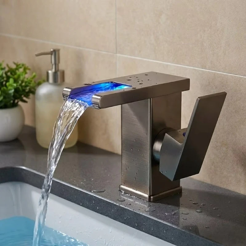 

Светодиодный смеситель-водопад для раковины, бытовой, для горячей и холодной воды