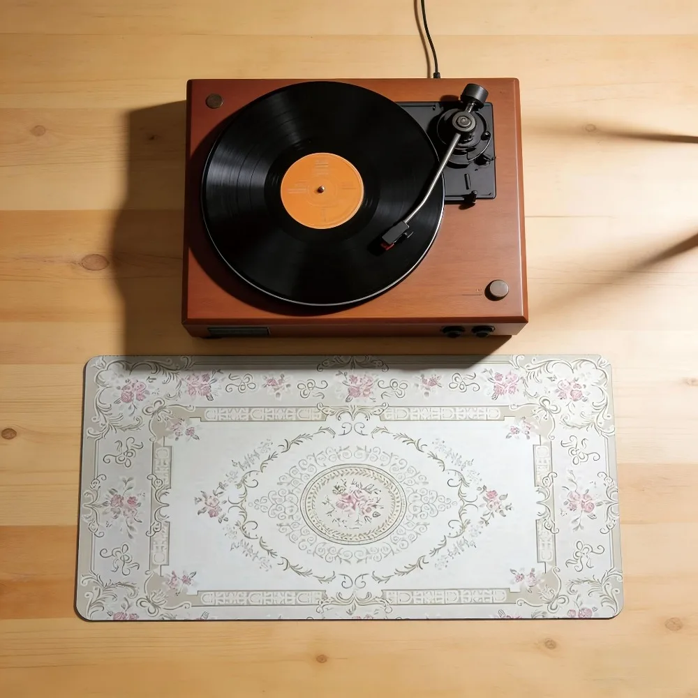 Large-sized elegant floral mouse pad, with golden tone, suitable for home office and gaming decoração setup gamer