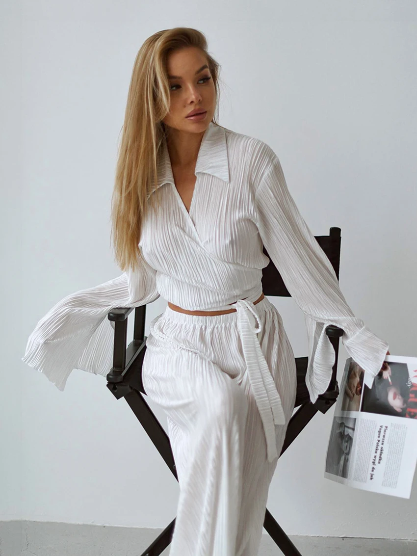 Marthaqiqi White Ladies Nightwear 2 Piece Suit Long Sleeve Sleepwear Turn-Down Collar Pajama Lace Up Nightie Pants Nightgown Set