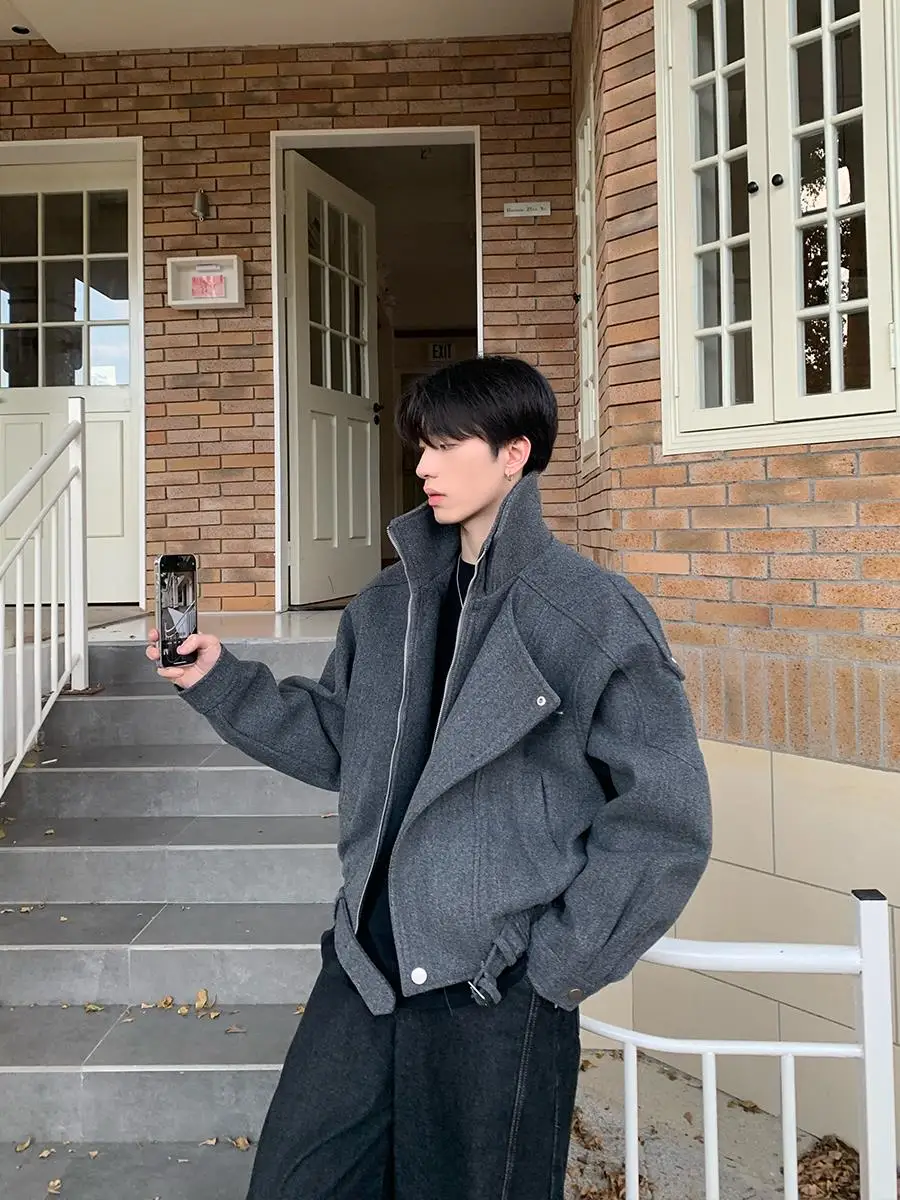 

Men's Motorcycle Sleeve Short Woolen Jacket Stand Collar Outerwear Autumn Winter Faionable Loose Fit Polyester Fiber