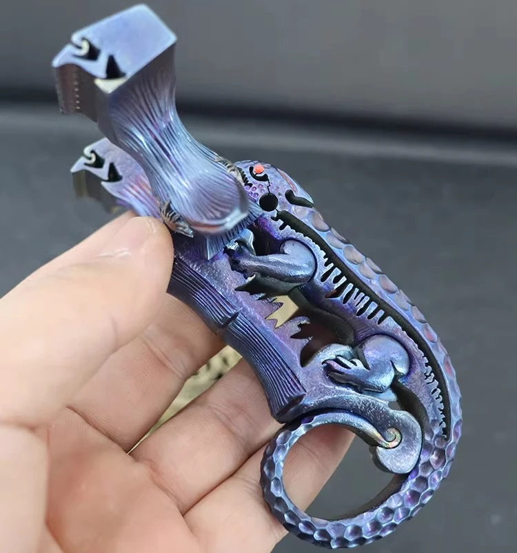 

НОВАЯ рогатка из титанового сплава «Хамелеон» с ручной резьбой, цвет «печеный синий», мощная, для активного отдыха, коллекционная, инструмент EDC